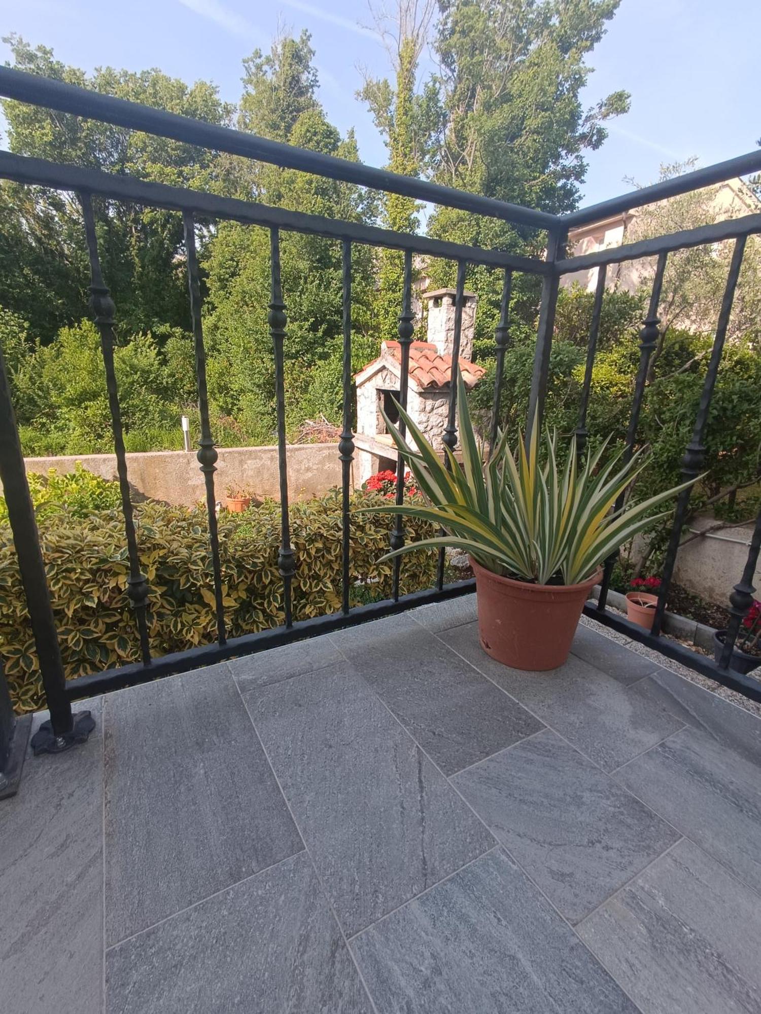 Apartments Kraljic I Baška Екстериор снимка