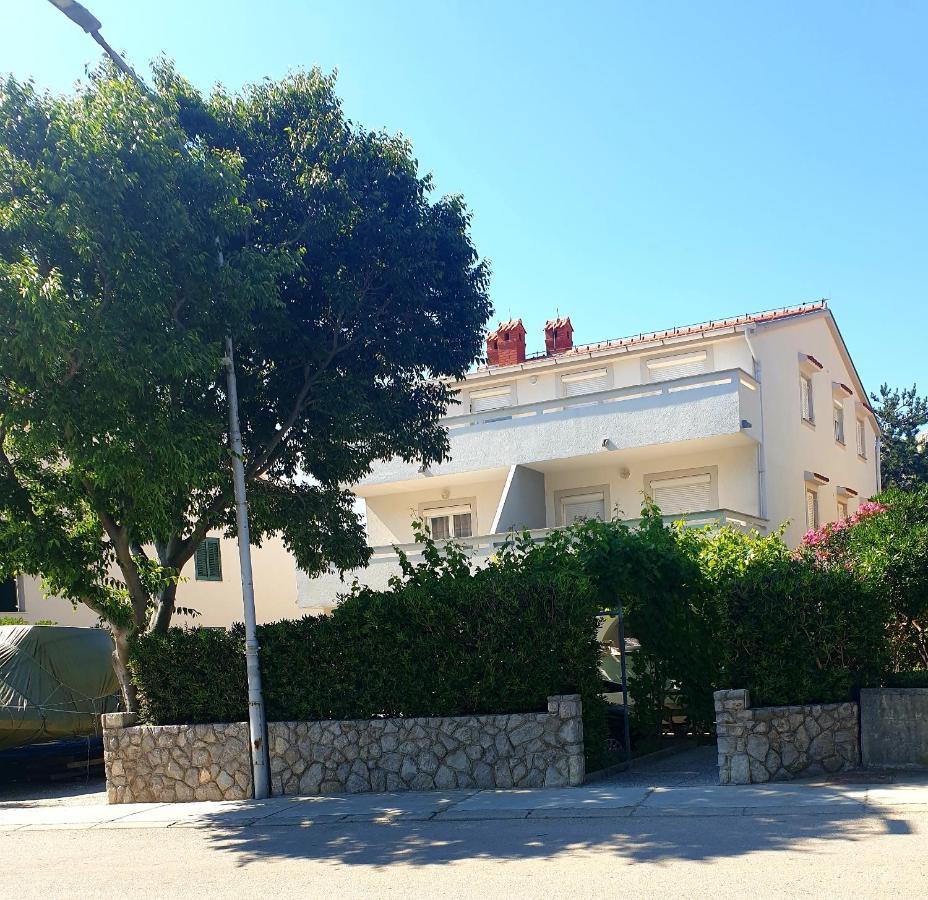 Apartments Kraljic I Baška Екстериор снимка